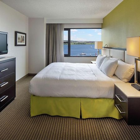 The Hollis Halifax - A Doubletree Suites By Hilton Zewnętrze zdjęcie