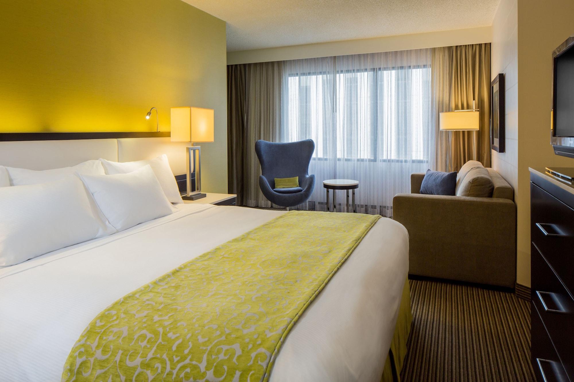 The Hollis Halifax - A Doubletree Suites By Hilton Zewnętrze zdjęcie