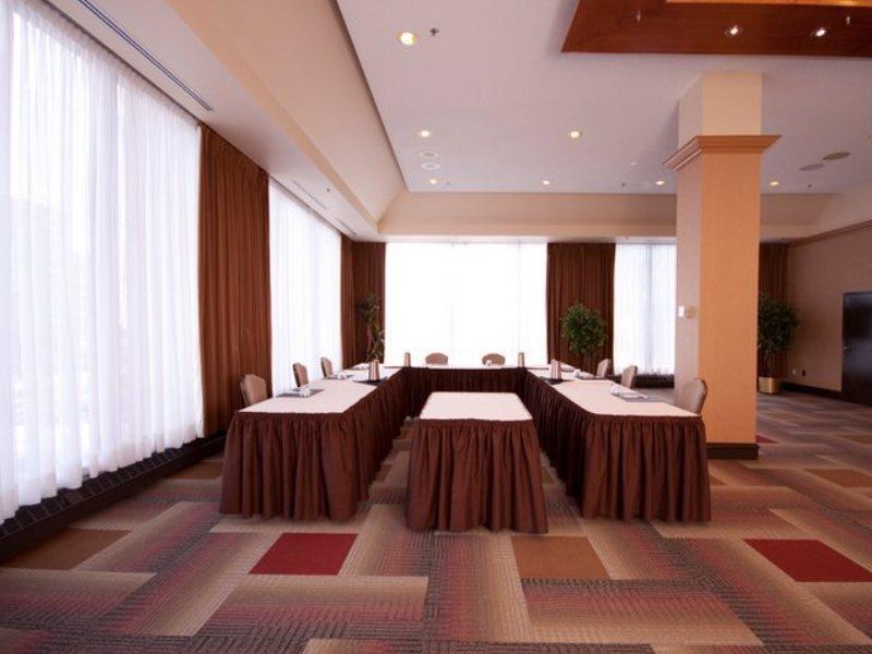 The Hollis Halifax - A Doubletree Suites By Hilton Zewnętrze zdjęcie