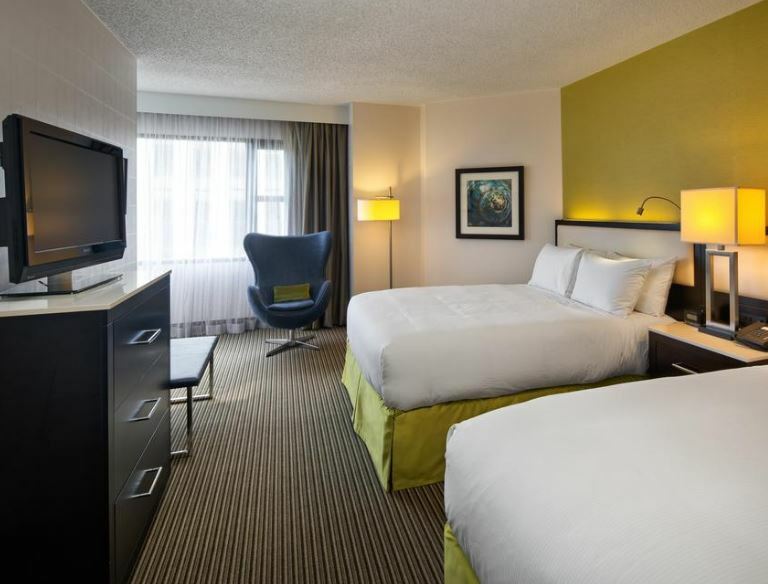 The Hollis Halifax - A Doubletree Suites By Hilton Zewnętrze zdjęcie