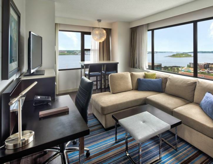 The Hollis Halifax - A Doubletree Suites By Hilton Zewnętrze zdjęcie